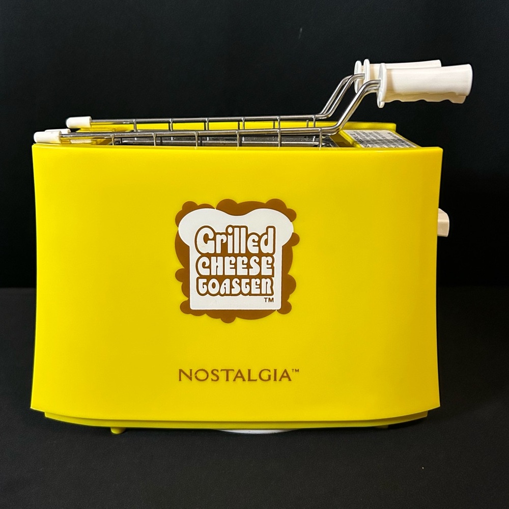 Nostalgia Yellow Grilled Cheese Toaster
